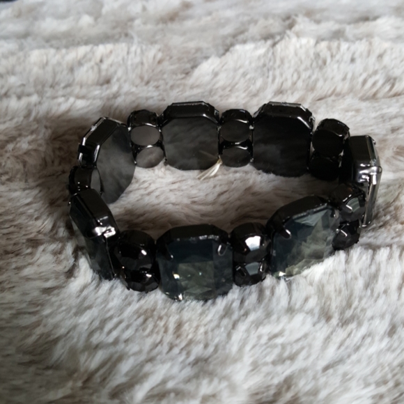 Bling bundle! 💖💎 - Picture 5 of 6